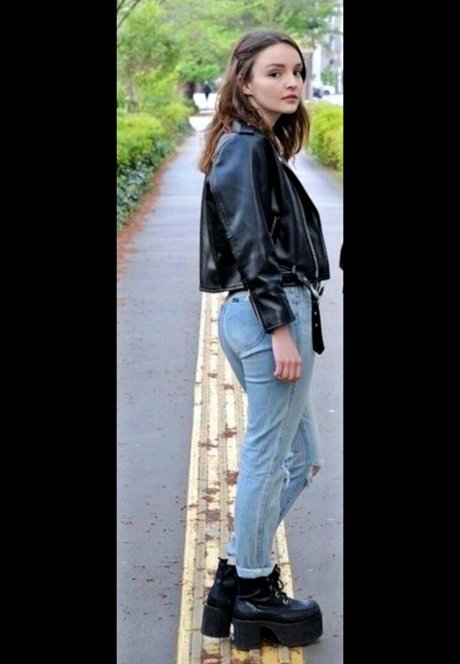 Lauren Mayberry