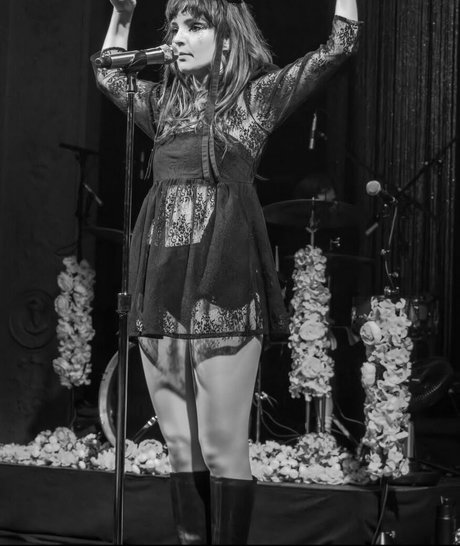 Lauren Mayberry
