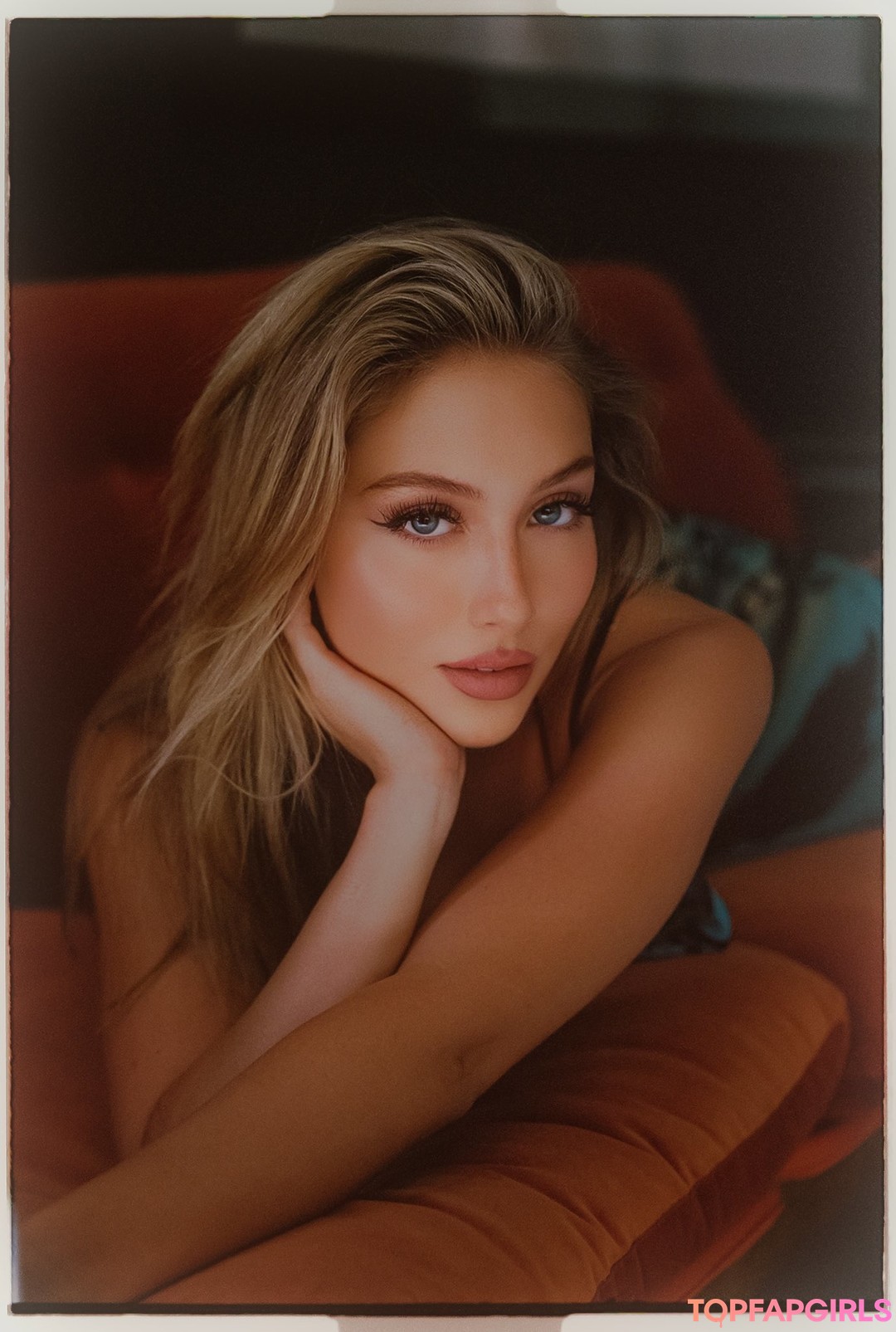 Nacktes geleaktes OnlyFans-Foto von Heloise Hut #1251