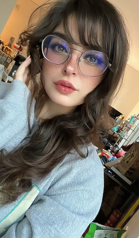Nacktes geleaktes OnlyFans-Foto von Aruuu