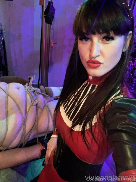 Nacktes geleaktes OnlyFans-Foto von Viviennelamour