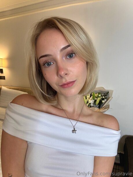 Nacktes geleaktes OnlyFans-Foto von Supravie