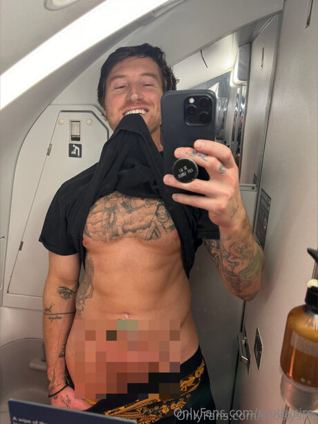 Nacktes geleaktes OnlyFans-Foto von Scottysire