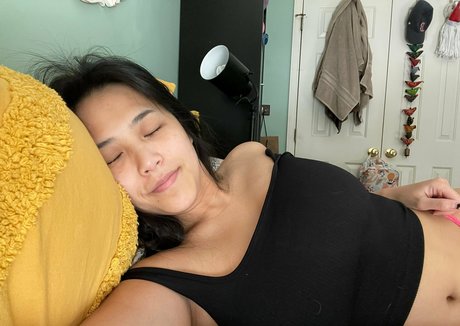 Nacktes geleaktes OnlyFans-Foto von Andiipoops