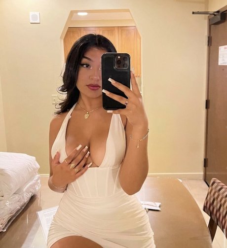 Nacktes geleaktes OnlyFans-Foto von Jackie Ybarra