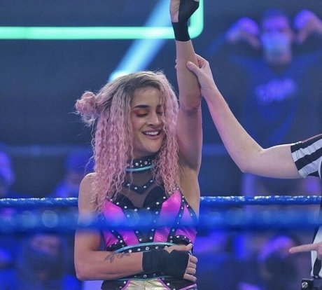 Dakota Kai