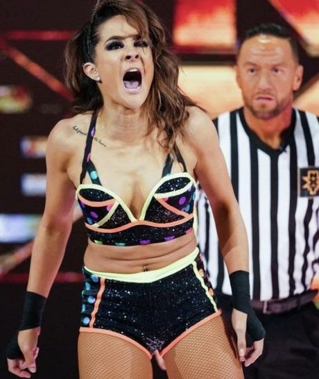 Dakota Kai