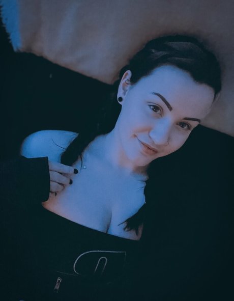 Concealedbones