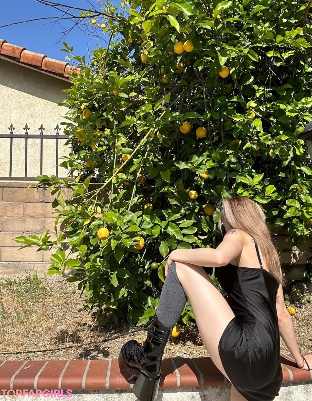 Nacktes geleaktes OnlyFans-Foto von Busy B Asmr #1378