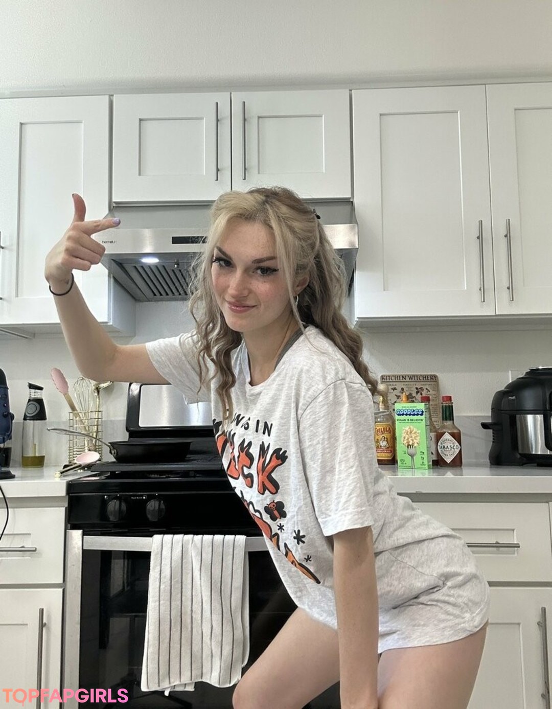 Nacktes geleaktes OnlyFans-Foto von Busy B Asmr #1428