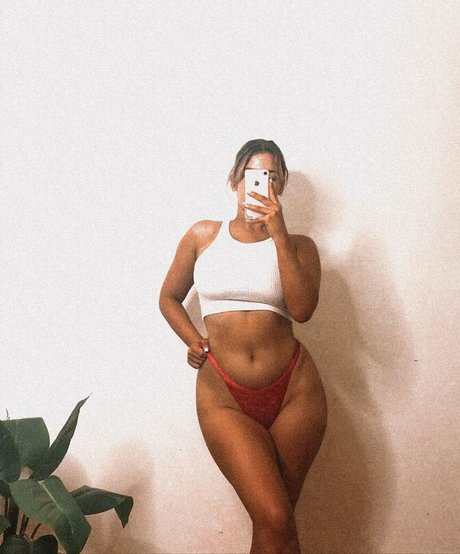 Tahlia A