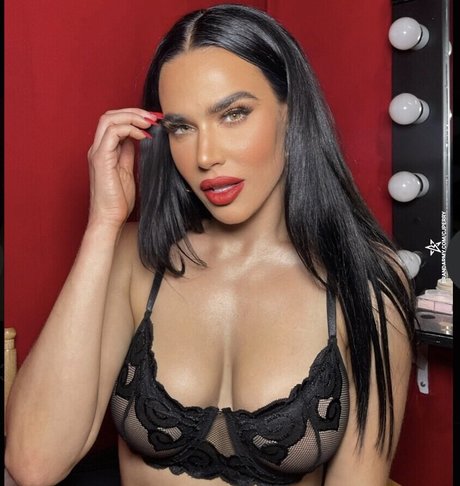 Nacktes geleaktes OnlyFans-Foto von Cj Perry