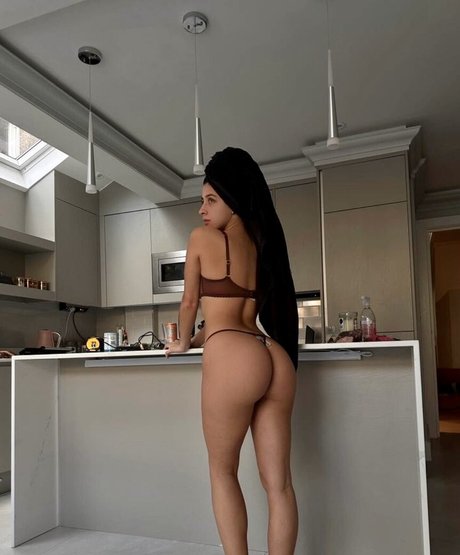 Nacktes geleaktes OnlyFans-Foto von Simmisingh