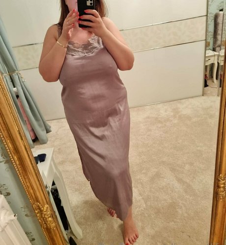 Nacktes geleaktes OnlyFans-Foto von Ellasecretlife
