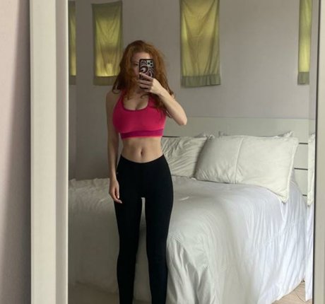 Nacktes geleaktes OnlyFans-Foto von Francesca Capaldi