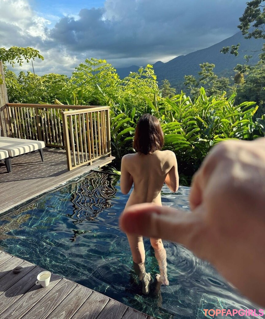 Nacktes geleaktes OnlyFans-Foto von Alexandra Daddario #1282
