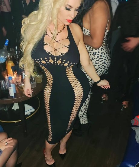 Nicole Coco Austin