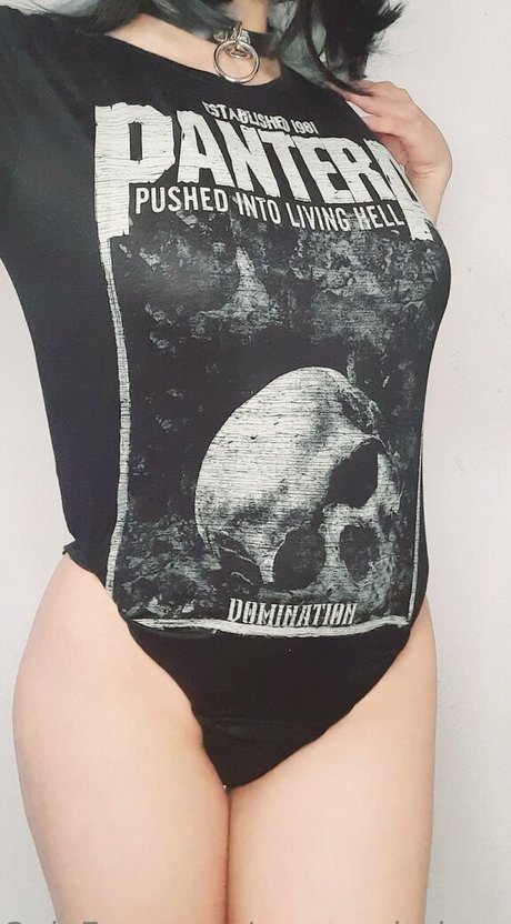 Nacktes geleaktes OnlyFans-Foto von Emmadarkmetal