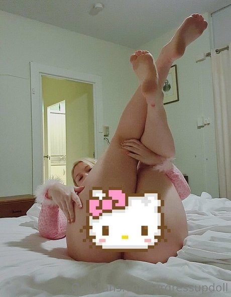 Dramatic_dumpster_free