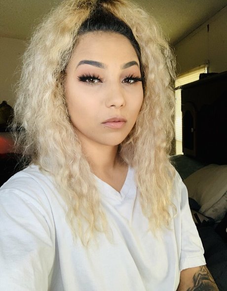 Nacktes geleaktes OnlyFans-Foto von Nadiabynature
