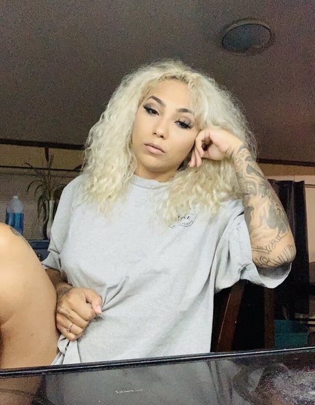 Nacktes geleaktes OnlyFans-Foto von Nadiabynature