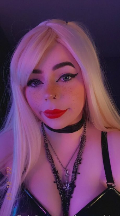Nacktes geleaktes OnlyFans-Foto von Lenaaabbypaid