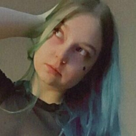 Nacktes geleaktes OnlyFans-Foto von Spookybaby777