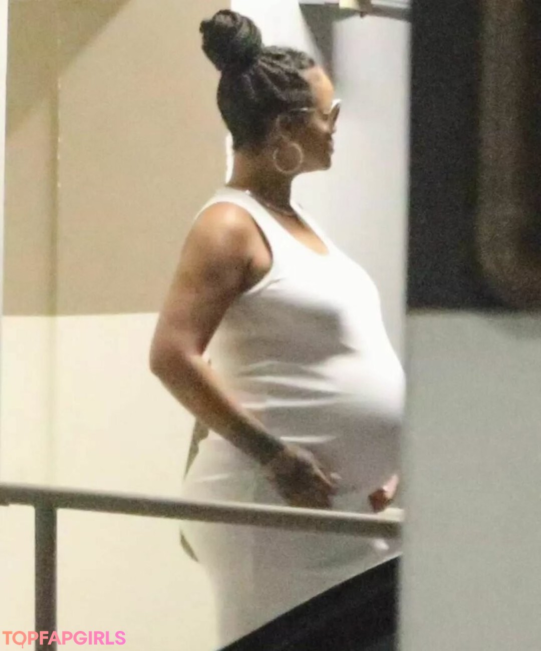 Nacktes geleaktes OnlyFans-Foto von Rihanna #1186