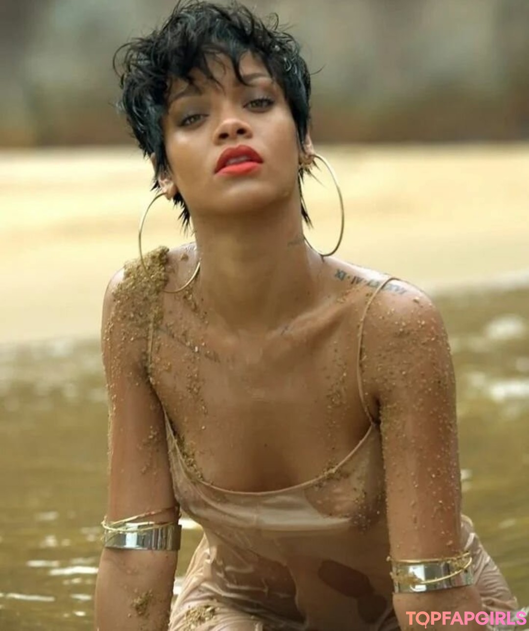 Nacktes geleaktes OnlyFans-Foto von Rihanna #1306