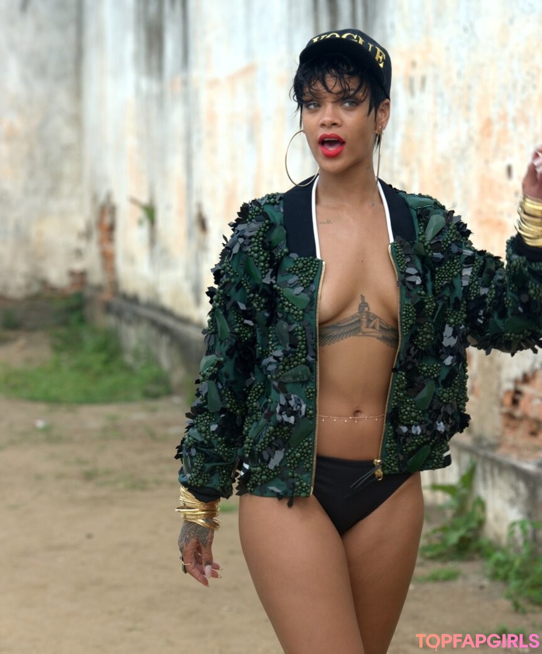 Nacktes geleaktes OnlyFans-Foto von Rihanna #1354