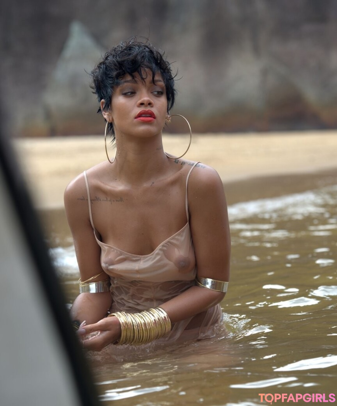 Nacktes geleaktes OnlyFans-Foto von Rihanna #1367