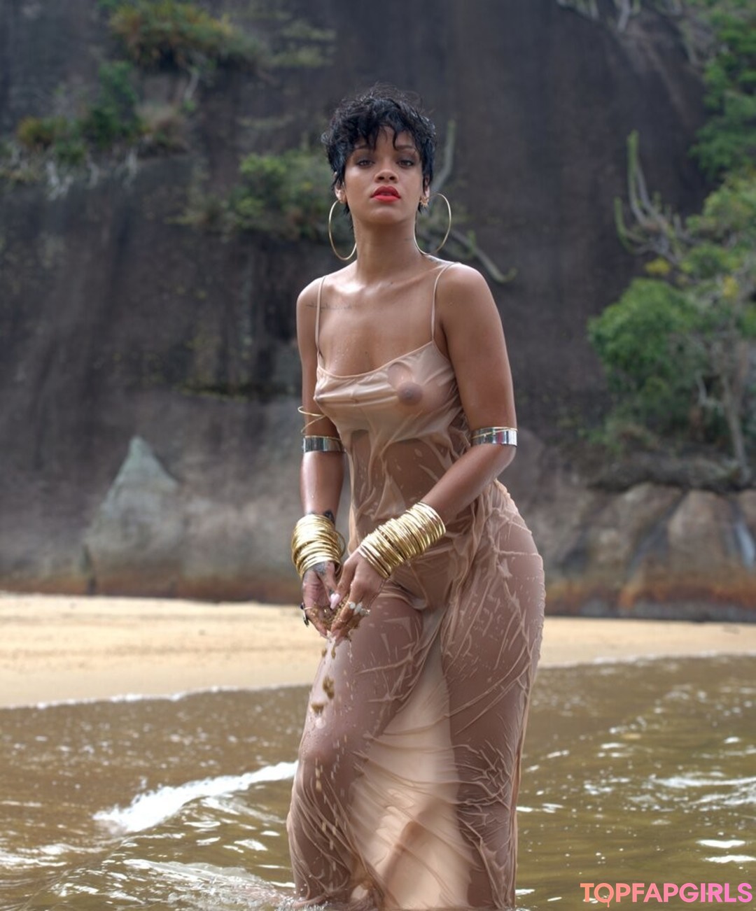 Nacktes geleaktes OnlyFans-Foto von Rihanna #1381