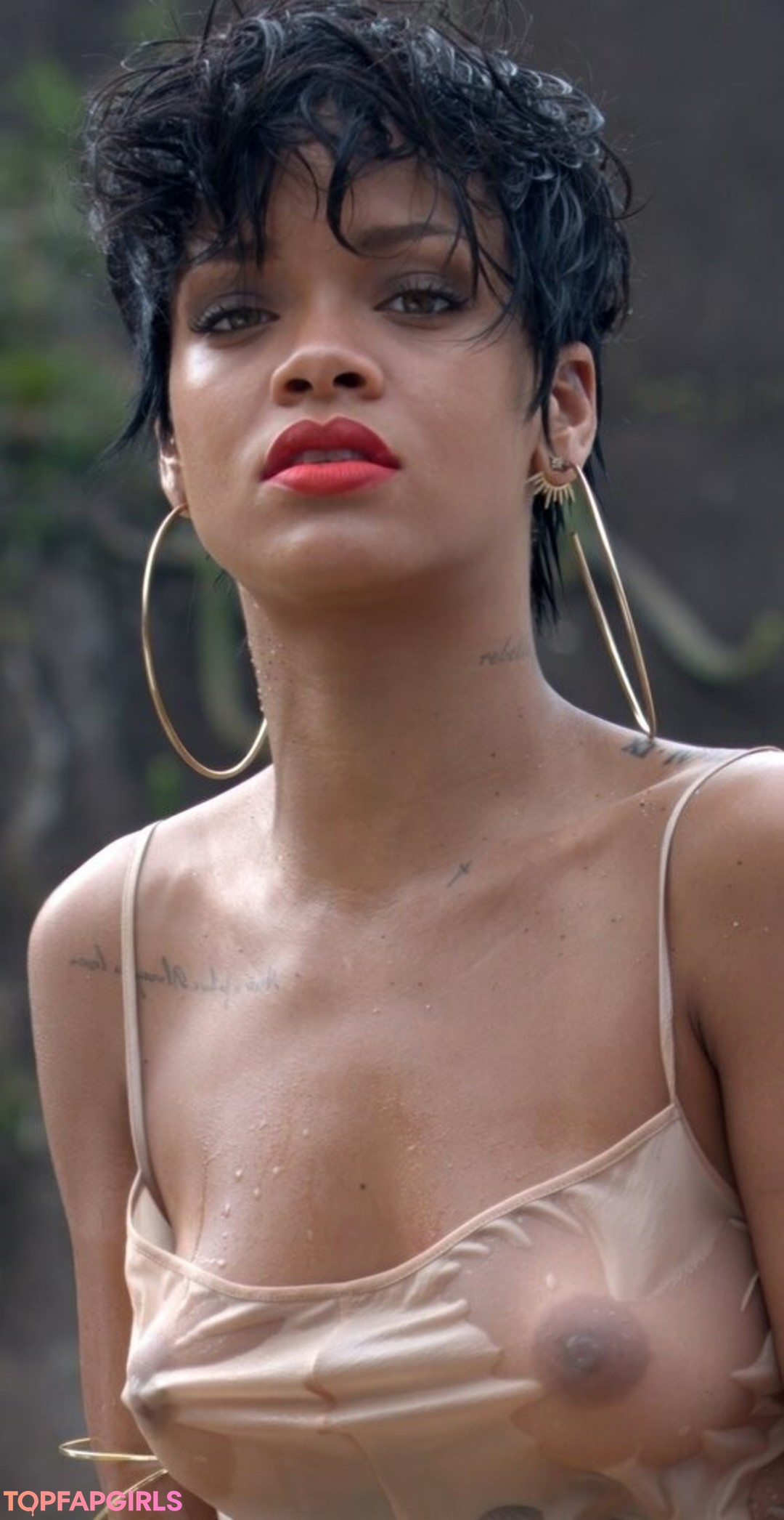 Nacktes geleaktes OnlyFans-Foto von Rihanna #1481