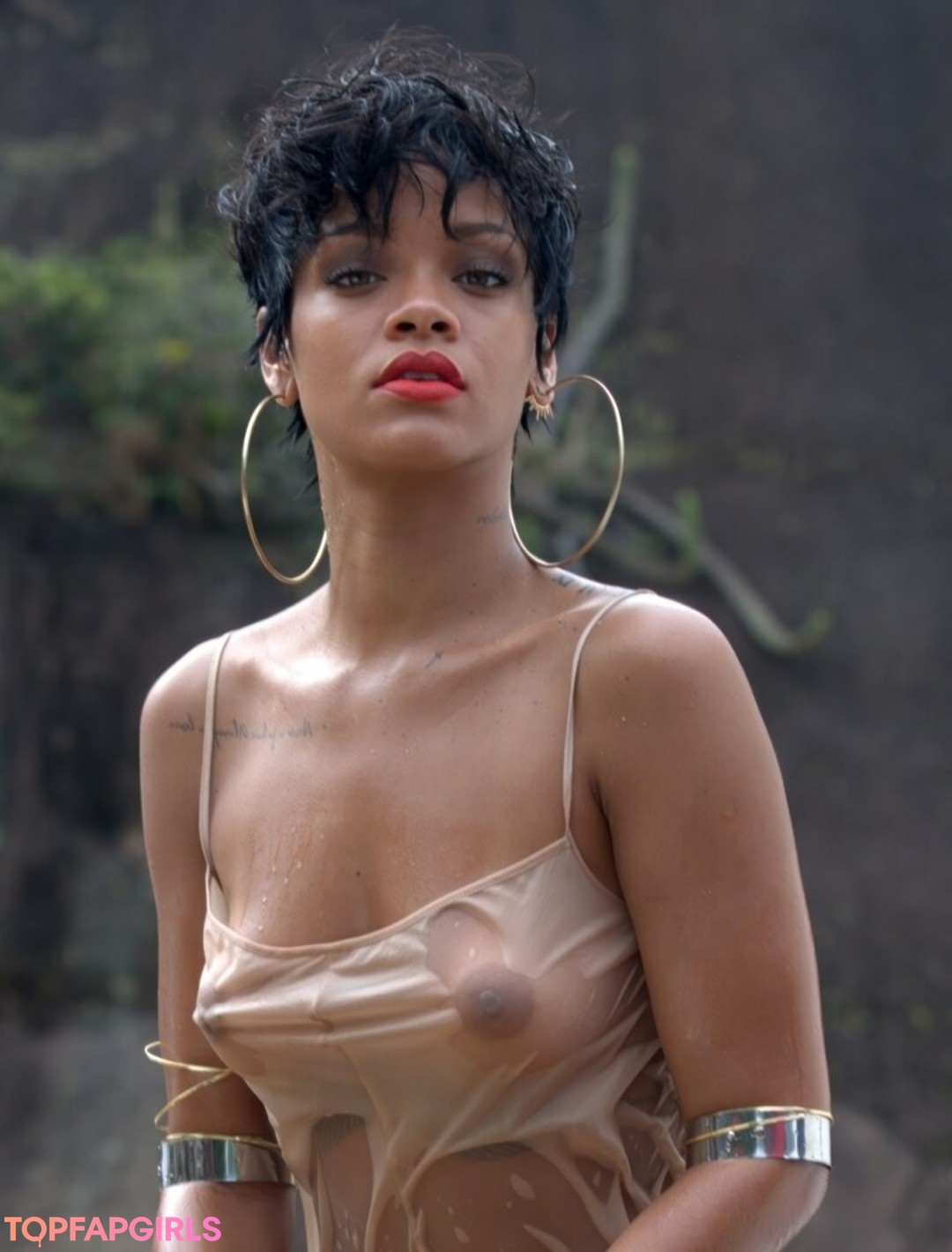 Nacktes geleaktes OnlyFans-Foto von Rihanna #1513