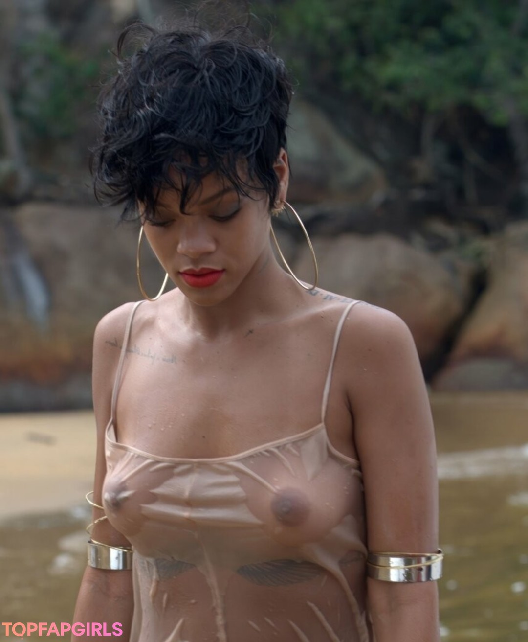 Nacktes geleaktes OnlyFans-Foto von Rihanna #1519