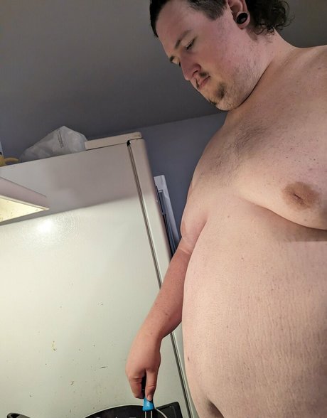 Nacktes geleaktes OnlyFans-Foto von Tomsbigtummy