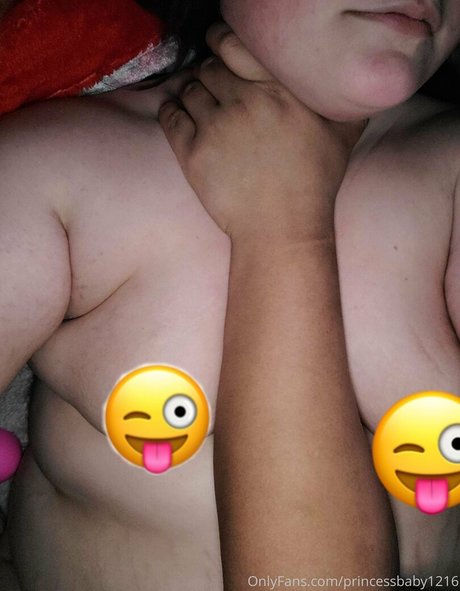Nacktes geleaktes OnlyFans-Foto von Princessbaby1216