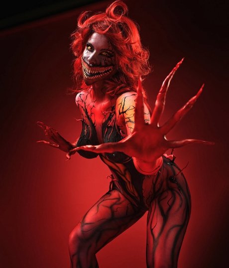 Jannet In Cosplay