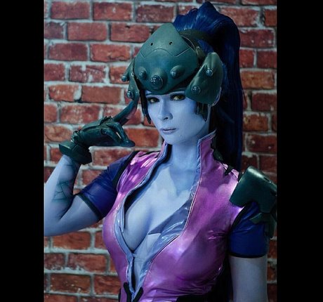 Jannet In Cosplay