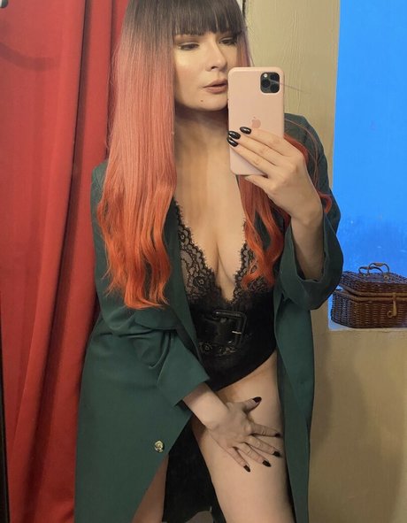 Jannet In Cosplay