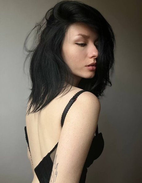 Nacktes geleaktes OnlyFans-Foto von Innervus