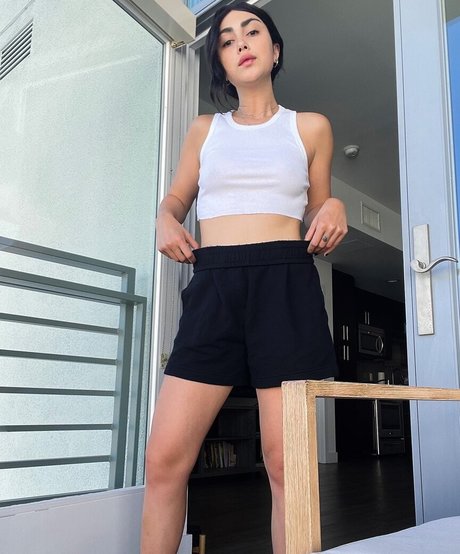 Alexa Mansour
