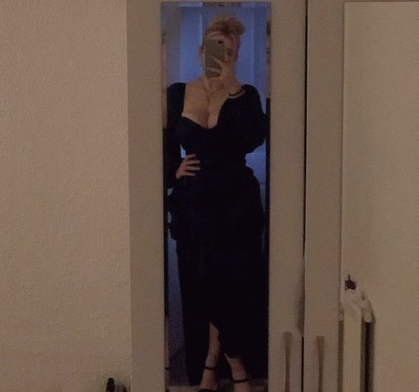 Nacktes geleaktes OnlyFans-Foto von Isabella Dorta