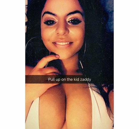 Nacktes geleaktes OnlyFans-Foto von Iloveteniah