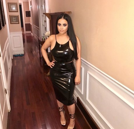 Nacktes geleaktes OnlyFans-Foto von Alexa Attias