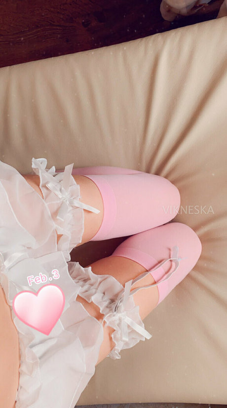 Nacktes geleaktes OnlyFans-Foto von Vikneskafree