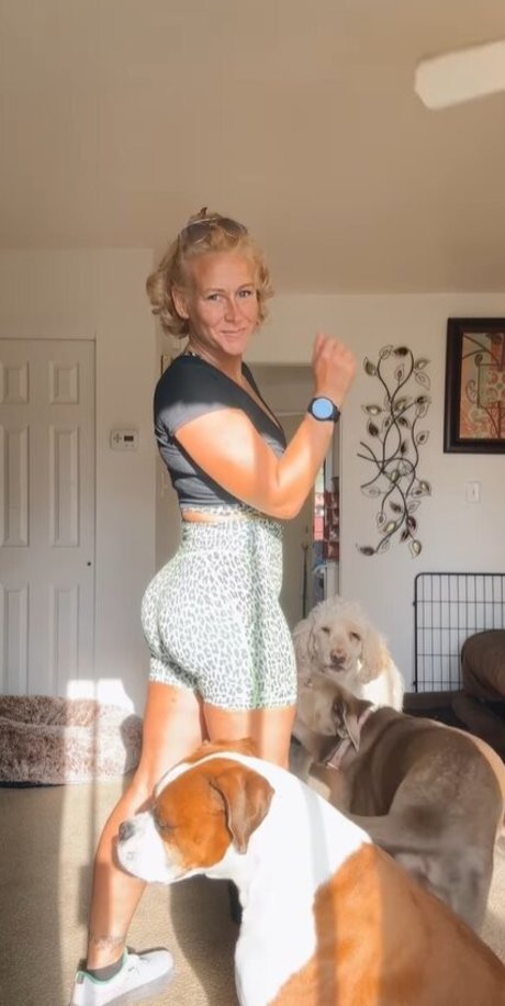 Nacktes geleaktes OnlyFans-Foto von Dina Brown