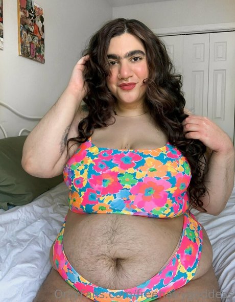 Nacktes geleaktes OnlyFans-Foto von Freehairygoddess