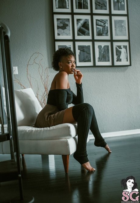 Nacktes geleaktes OnlyFans-Foto von Naomi Sg