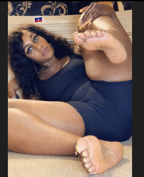 Nacktes geleaktes OnlyFans-Foto von Haitianbabefeet
